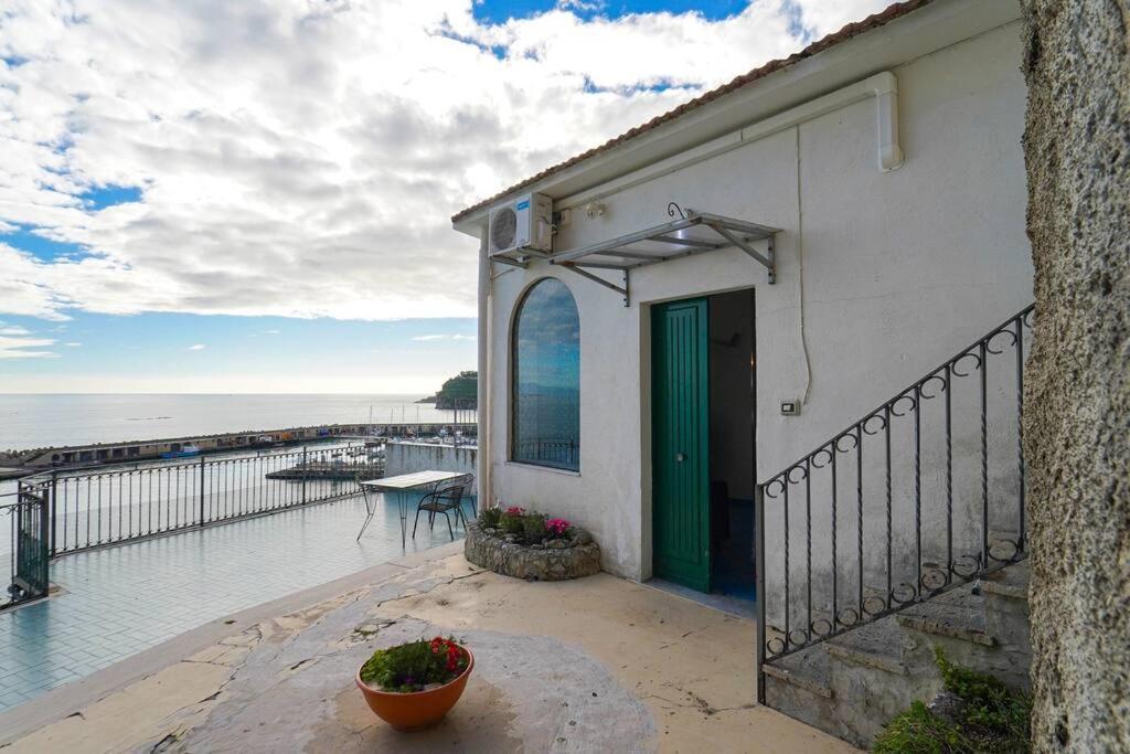 チェターラCasa Panoramica Con Terrazzoアパートメント エクステリア 写真